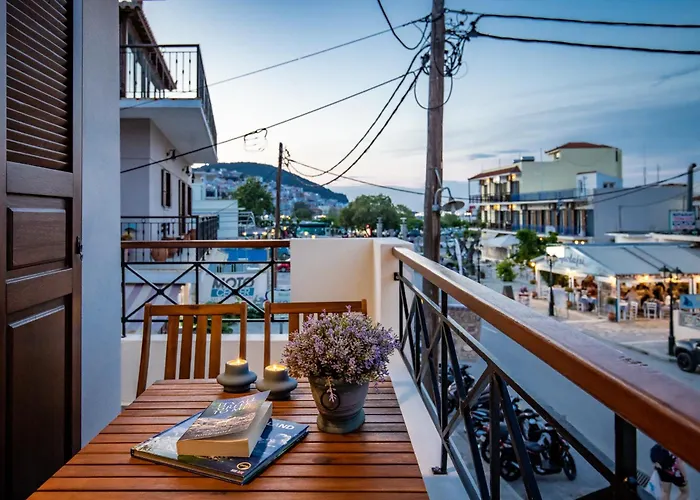 Potoki Skopelos Town